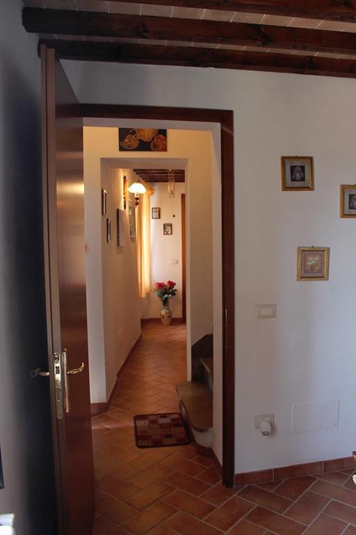 Casa Vacanze In Borgo Monteverdi Marittimo Luaran gambar